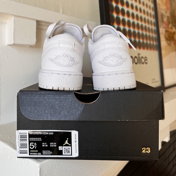 Air Jordan 1 Low tumbled and smooth leather - Picture 3 of 6